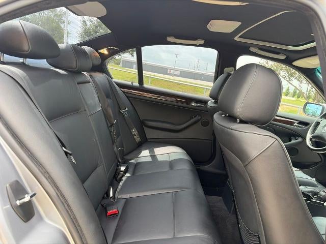 2004 BMW 3 Series 325i