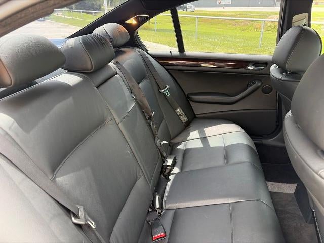 2004 BMW 3 Series 325i