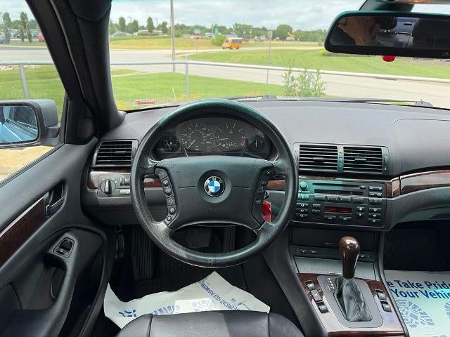 2004 BMW 3 Series 325i