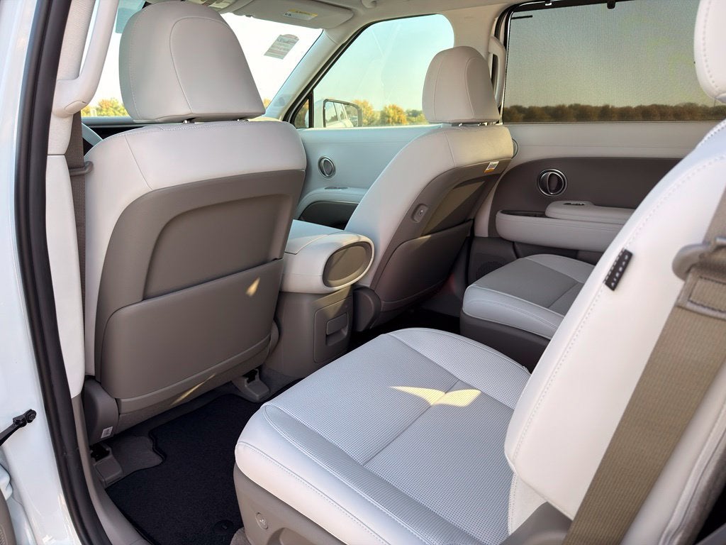 2027 Hyundai PALISADE HYBRID SEL 7 Passenger