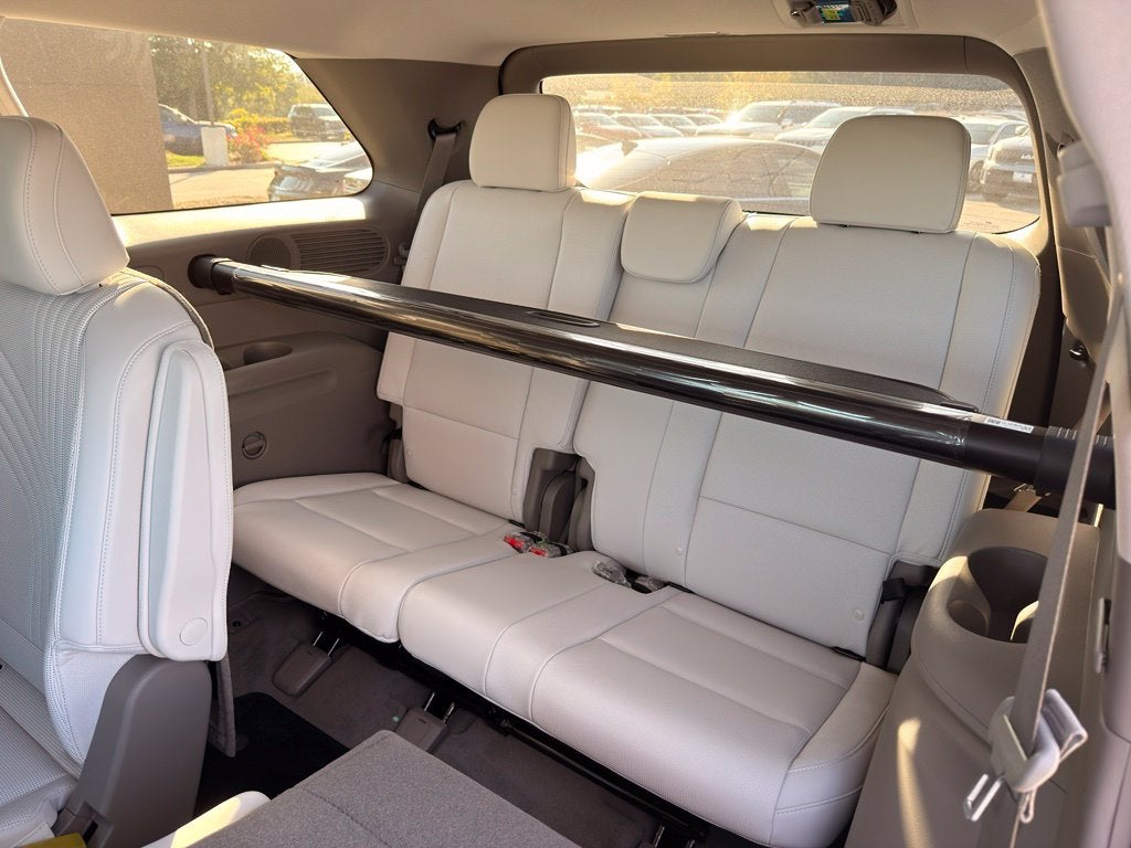 2027 Hyundai PALISADE HYBRID SEL 7 Passenger