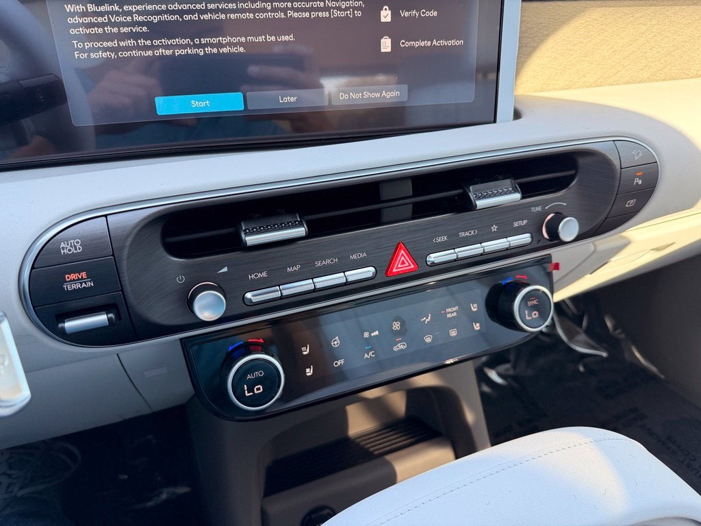 2027 Hyundai PALISADE SEL Premium 7 Passenger