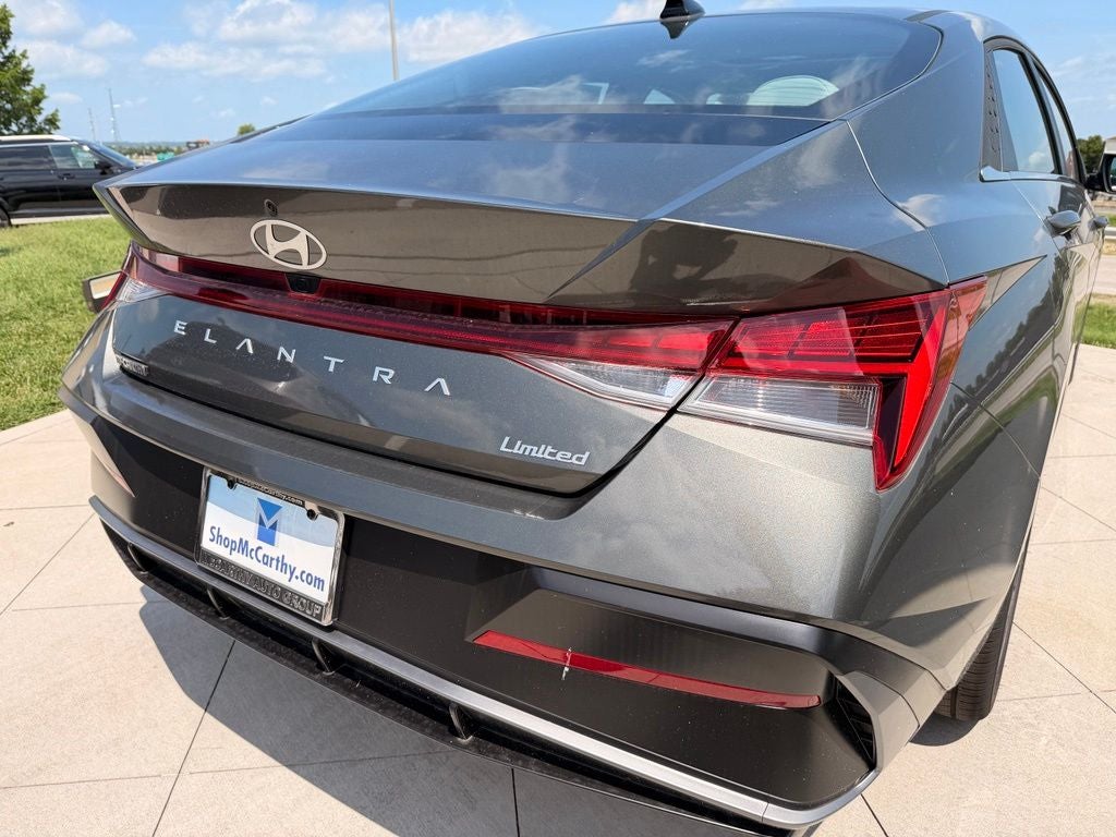 2026 Hyundai ELANTRA Limited