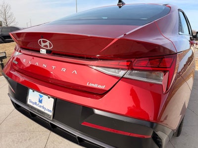 2025 Hyundai ELANTRA Limited