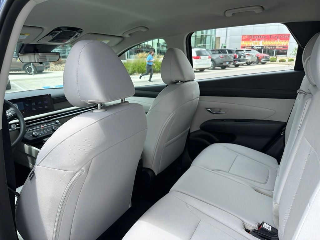2026 Hyundai TUCSON SE