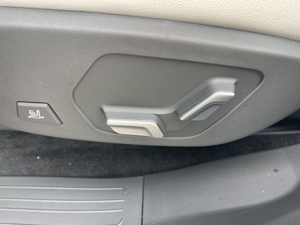 2026 Hyundai SANTA FE HYBRID Limited 6P