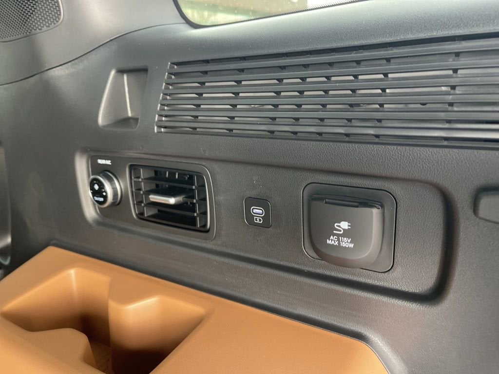 2026 Hyundai SANTA FE HYBRID Limited 7P