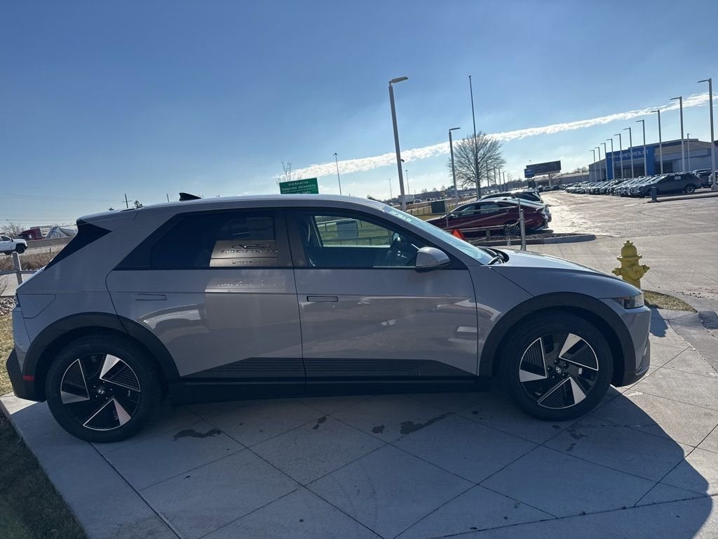 2026 Hyundai IONIQ 5 SE