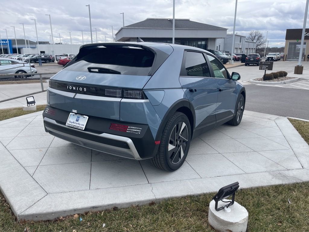 2026 Hyundai IONIQ 5 SE