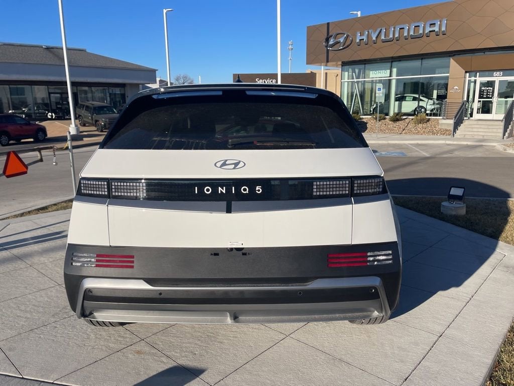 2026 Hyundai IONIQ 5 SE