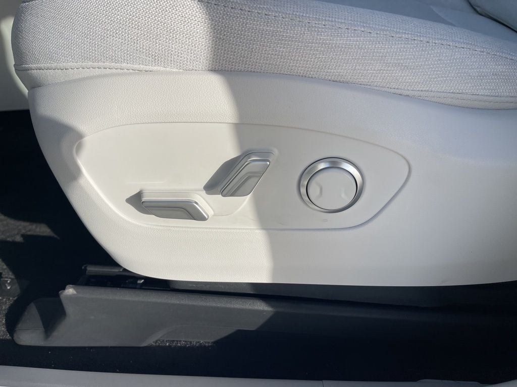 2026 Hyundai IONIQ 9 SE