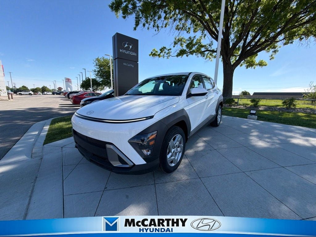 2026 Hyundai KONA SE