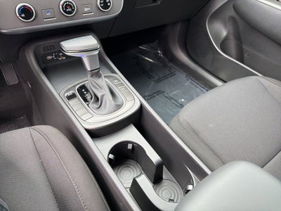 2026 Hyundai KONA SE