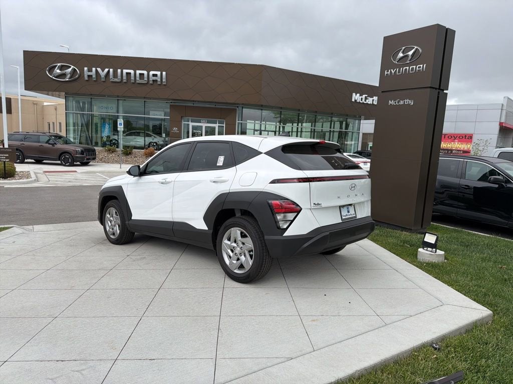 2026 Hyundai KONA SE