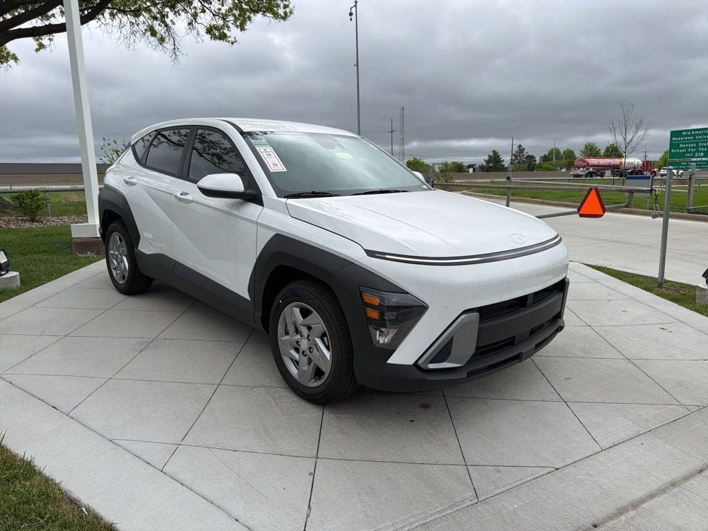 2026 Hyundai KONA SE
