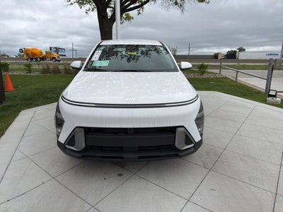 2026 Hyundai KONA SE