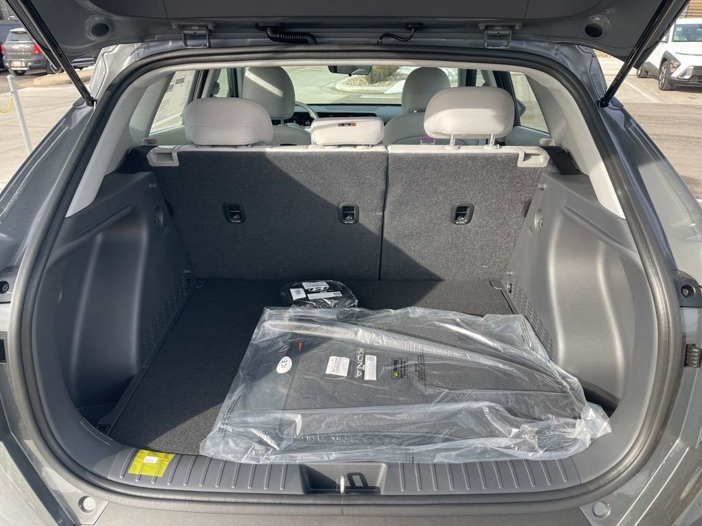 2026 Hyundai KONA SE