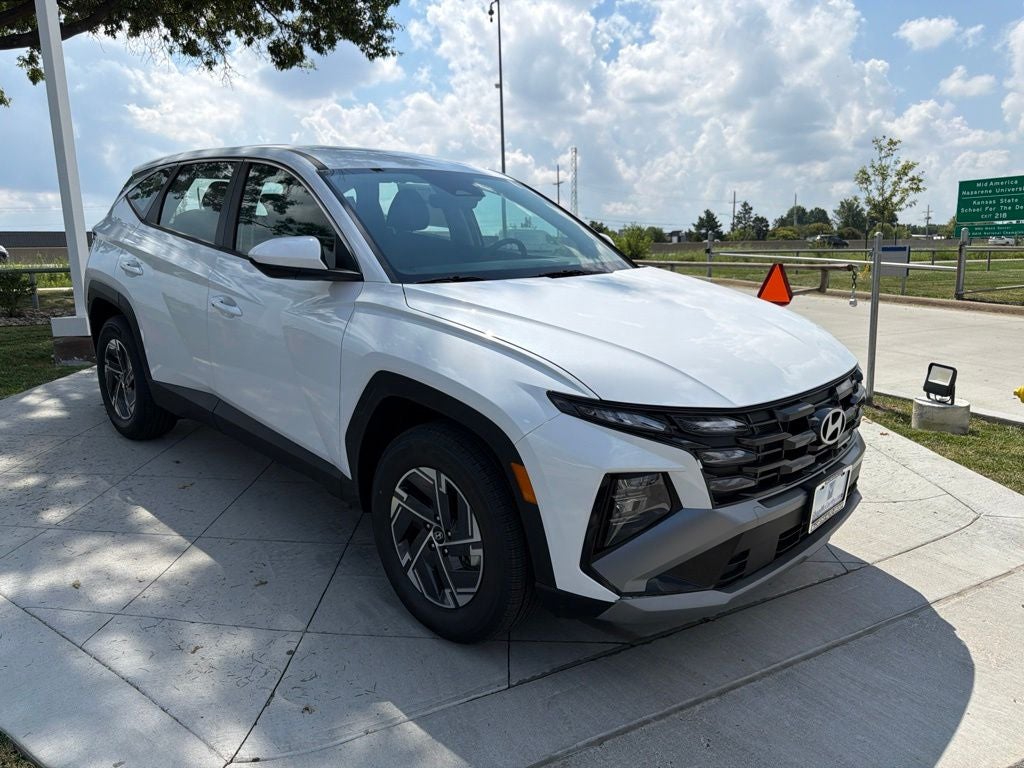 2026 Hyundai TUCSON HYBRID Blue SE