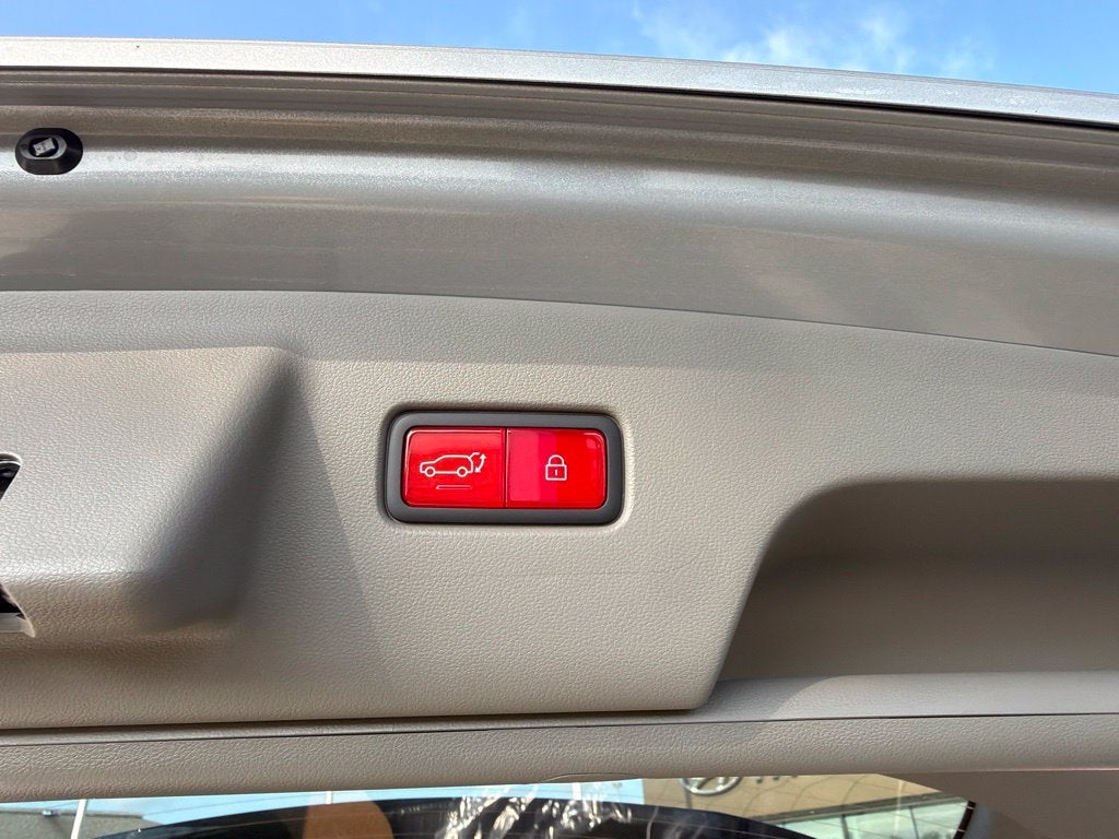 2027 Hyundai PALISADE HYBRID Blue SEL 8 Passenger