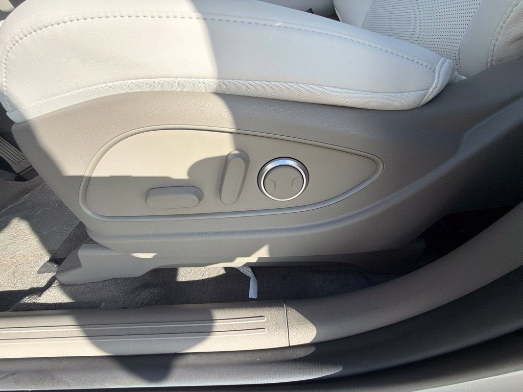 2027 Hyundai PALISADE HYBRID Blue SEL 8 Passenger