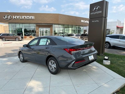 2026 Hyundai ELANTRA SE