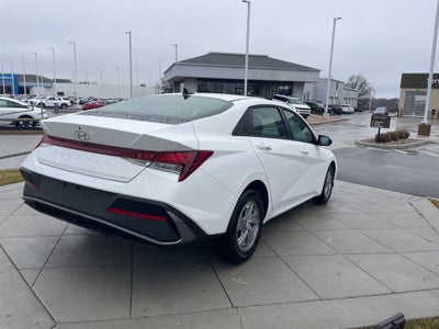 2026 Hyundai ELANTRA SE