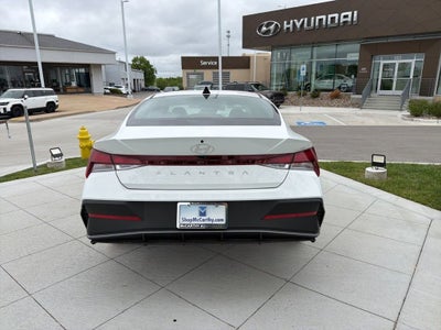 2026 Hyundai ELANTRA SE