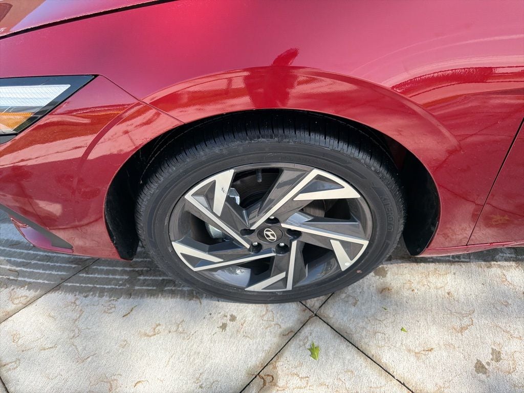 2025 Hyundai ELANTRA HYBRID SEL Sport
