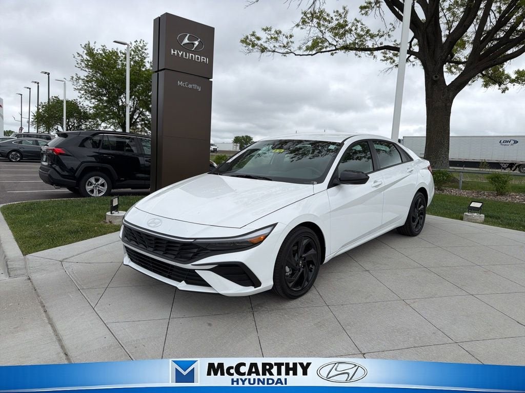 2026 Hyundai ELANTRA HYBRID SEL Sport