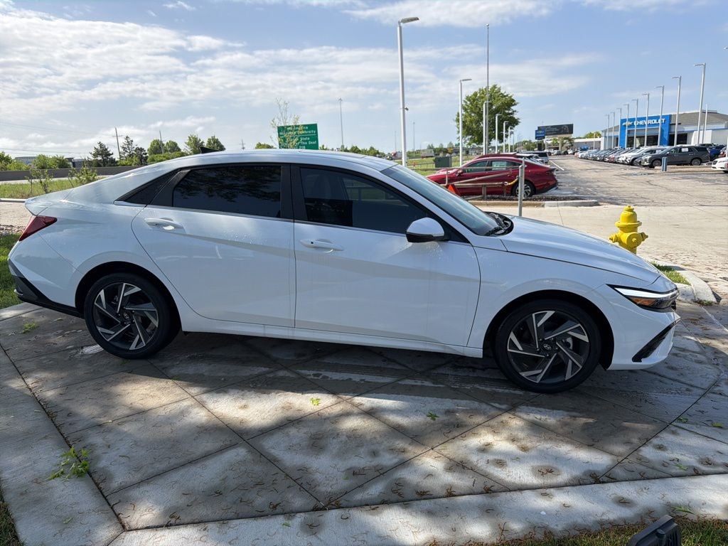 2026 Hyundai ELANTRA Limited
