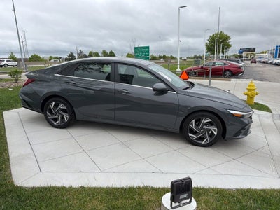 2026 Hyundai ELANTRA Limited