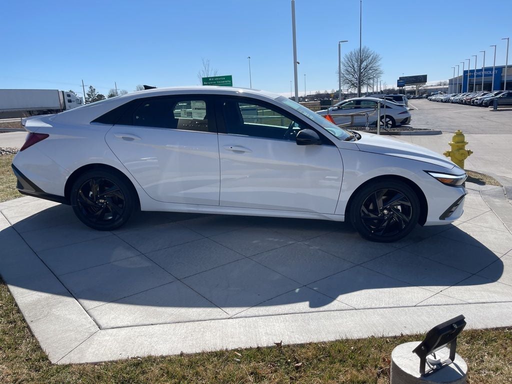 2026 Hyundai ELANTRA SEL Sport Premium