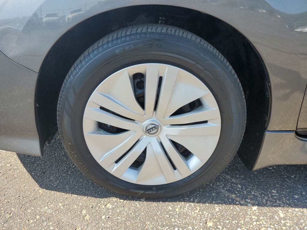 2025 Nissan Leaf S
