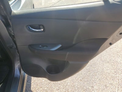 2025 Nissan Leaf S