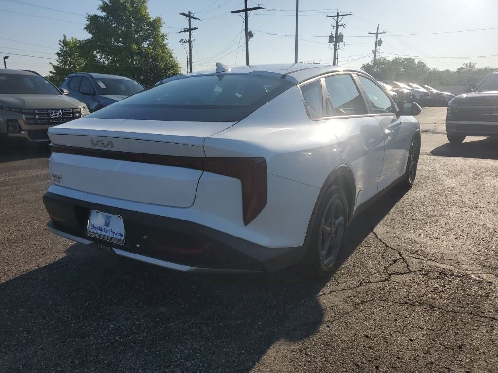 2025 Kia K4 LXS