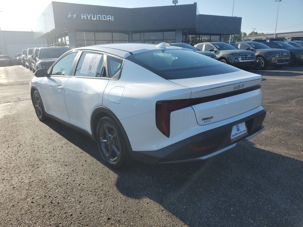 2025 Kia K4 LXS