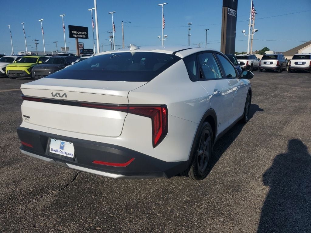 2025 Kia K4 LXS