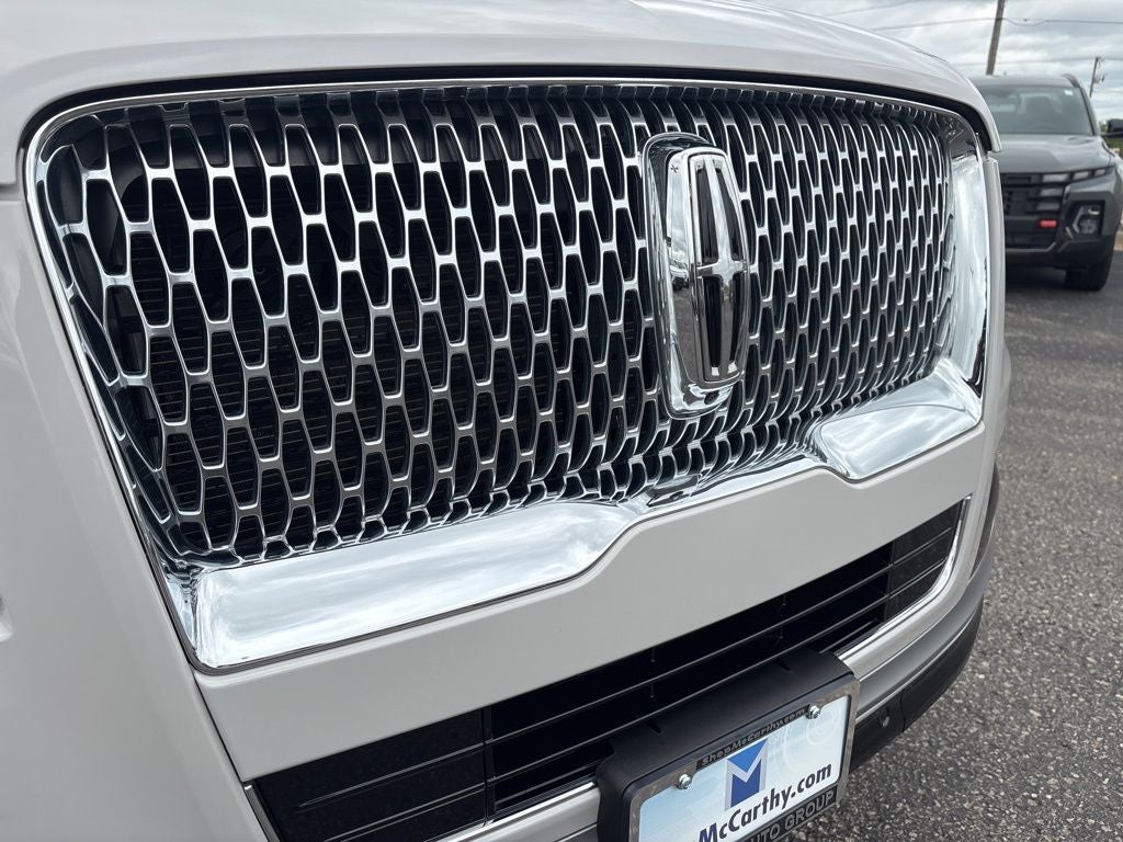 2023 Lincoln Navigator L Reserve