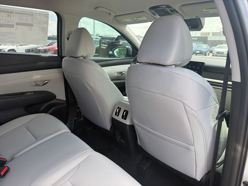2026 Hyundai TUCSON SEL FWD