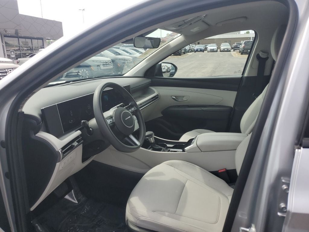 2025 Hyundai TUCSON SEL