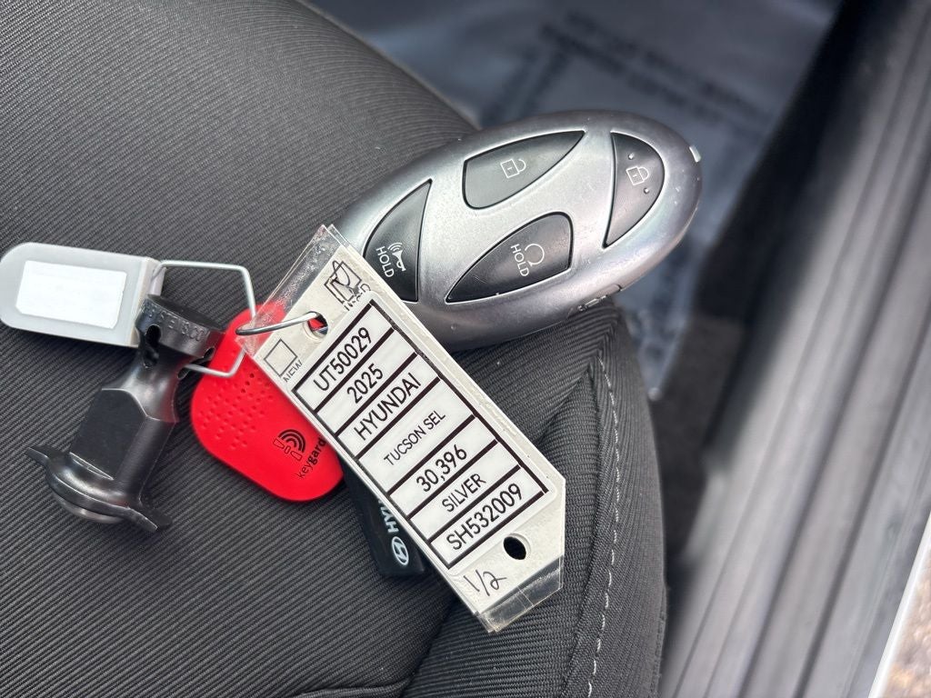 2025 Hyundai TUCSON SEL