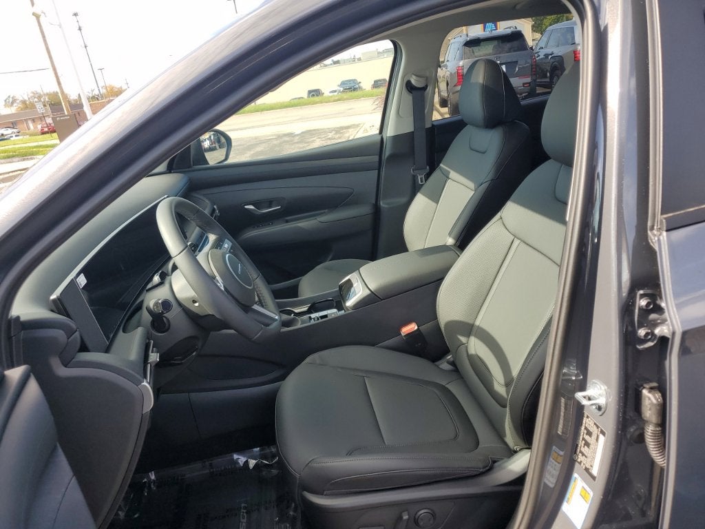 2026 Hyundai TUCSON SEL Premium FWD