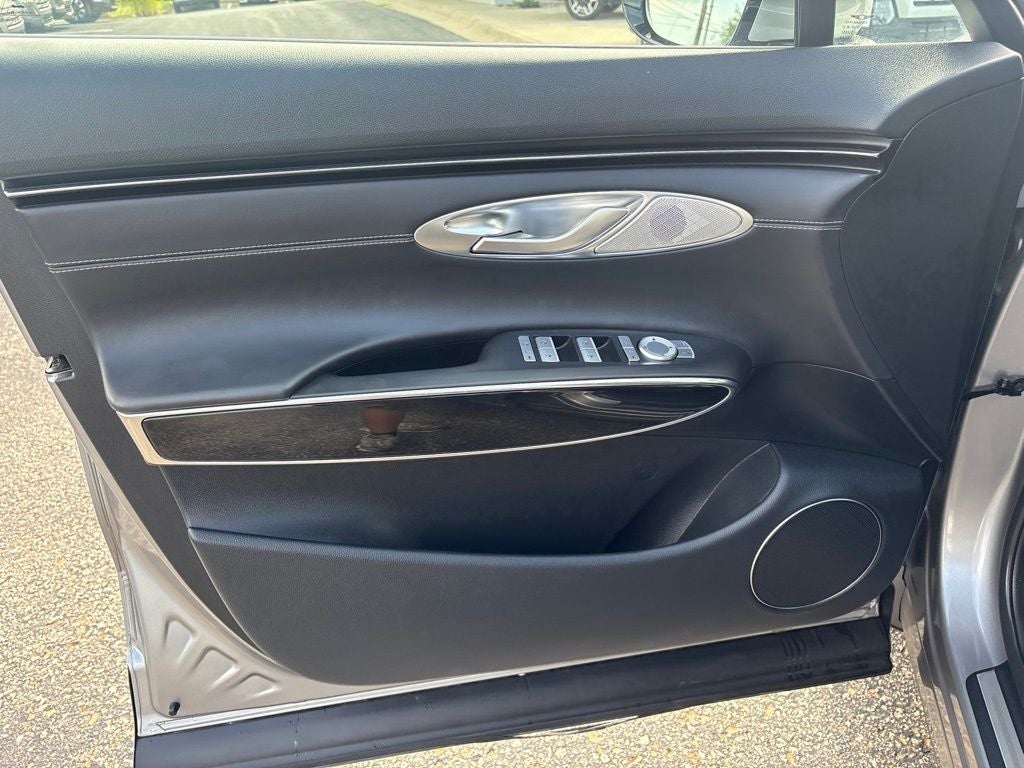 2025 Genesis GV70 2.5T