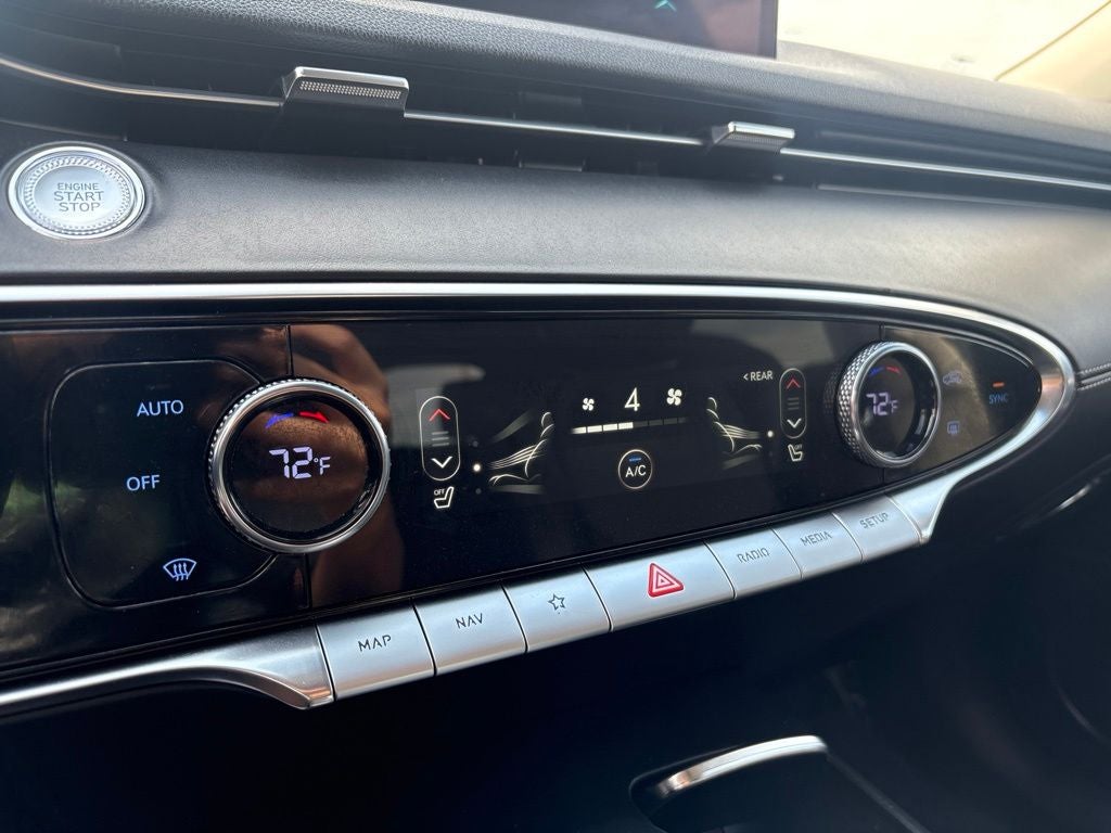 2025 Genesis GV70 2.5T