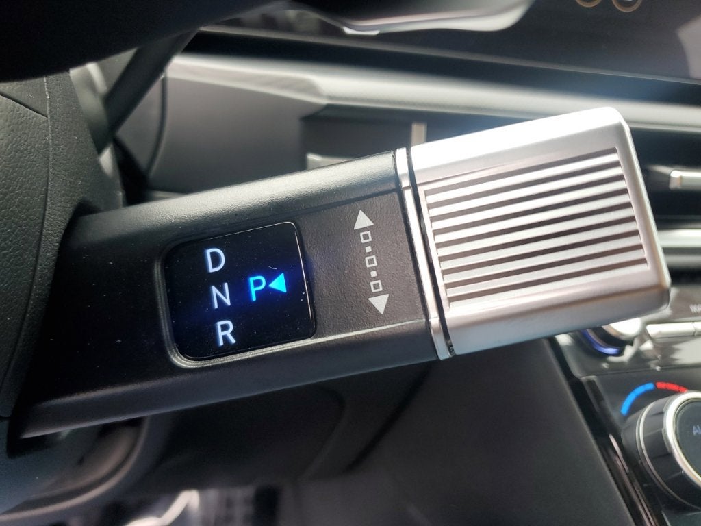 2027 Hyundai SANTA FE HYBRID SE