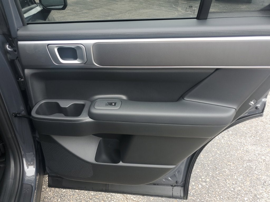 2027 Hyundai SANTA FE HYBRID SE