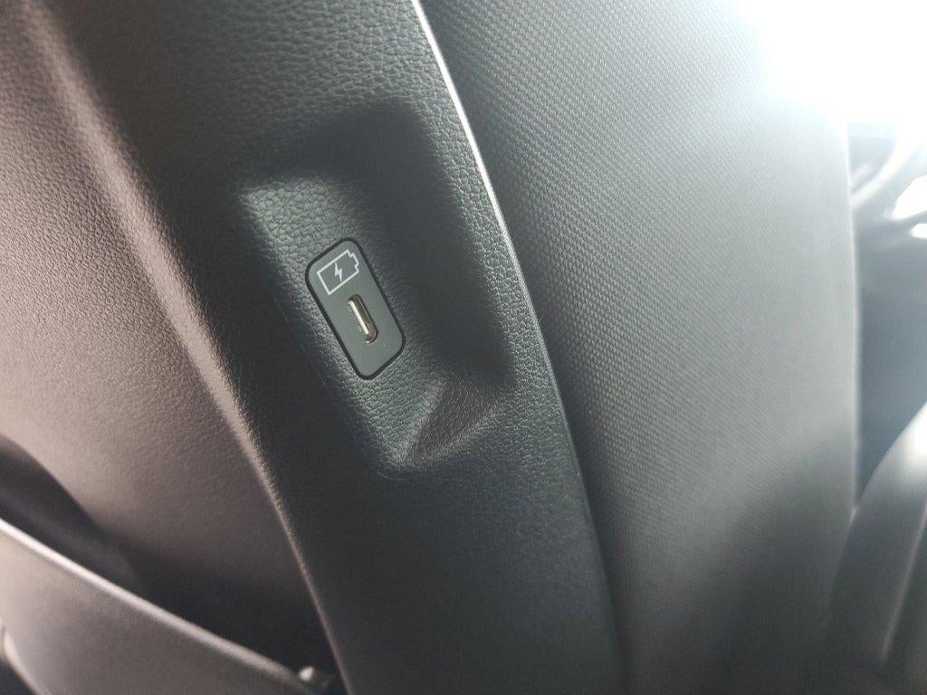 2027 Hyundai SANTA FE HYBRID SE