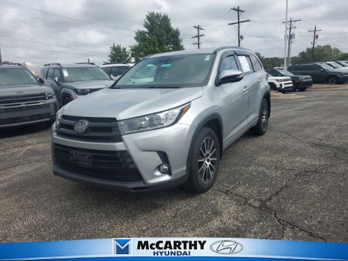 2017 Toyota Highlander SE