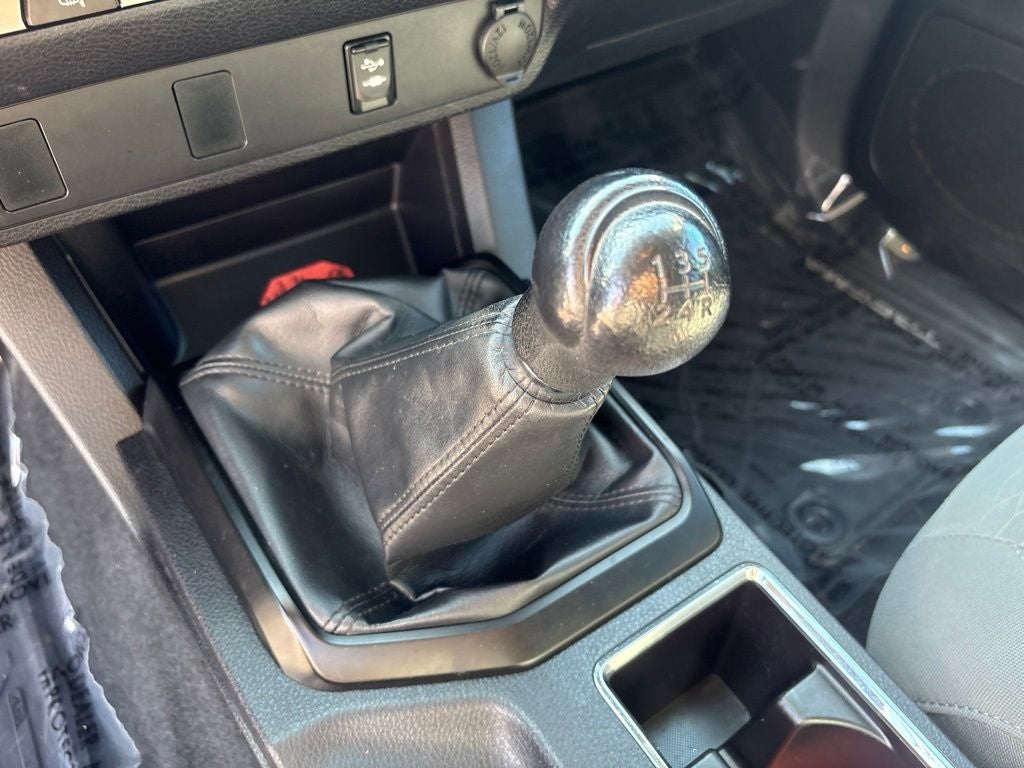 2016 Toyota Tacoma SR