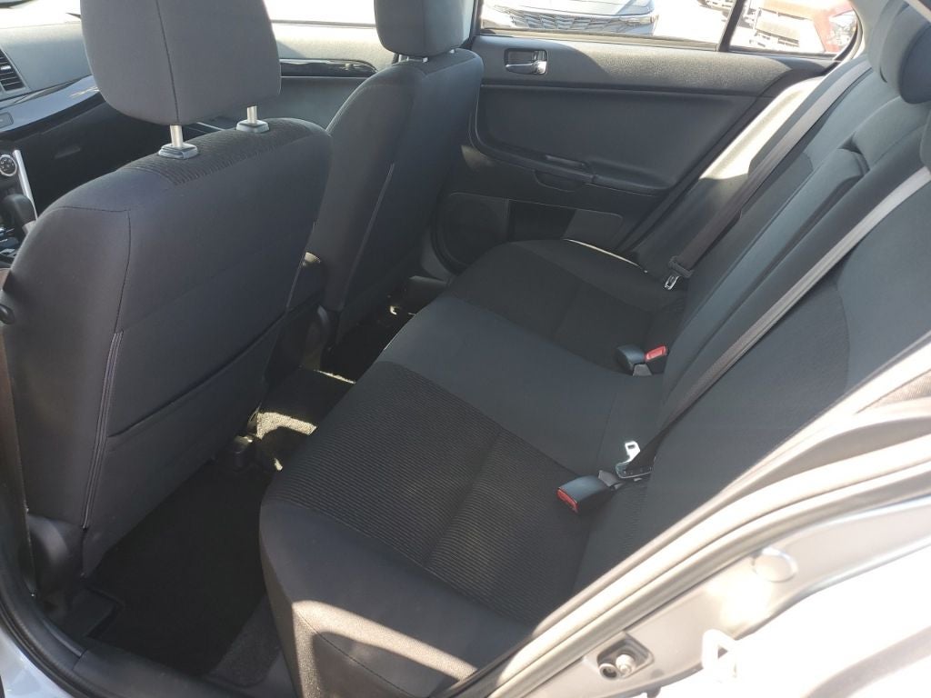 2016 Mitsubishi Lancer ES